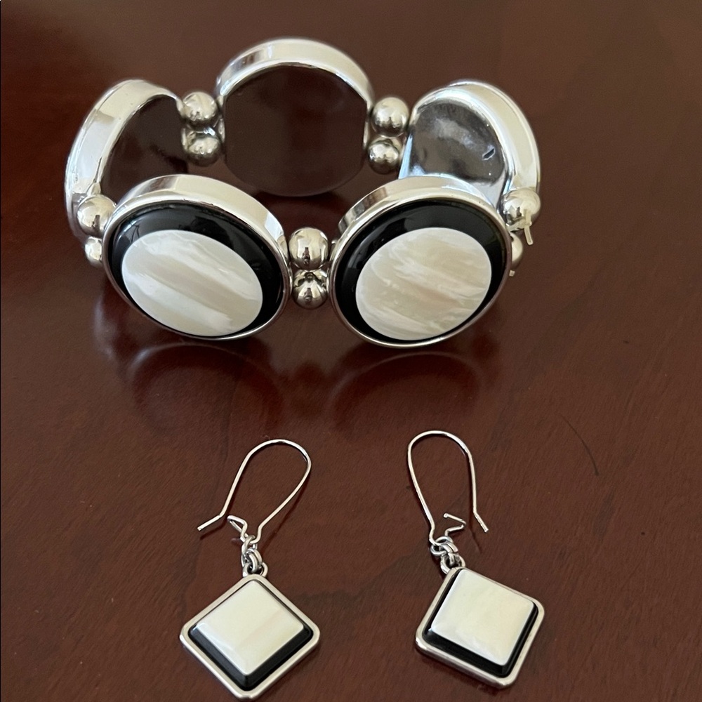 Elegant Silver and Black Jewelry Set